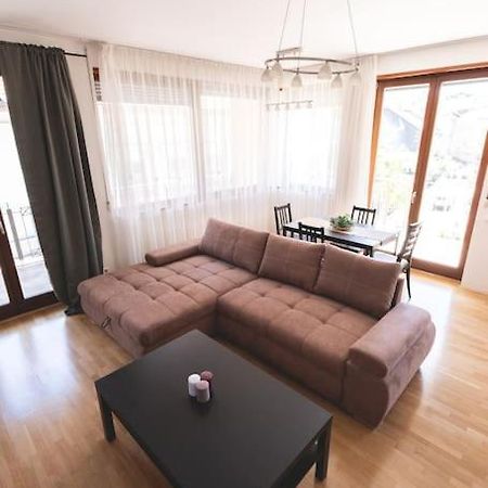 ブダペストBright Downtown Balcony Retreatアパートメント エクステリア 写真